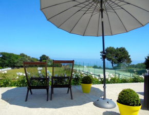 Гостиница Hôtel De La Terrasse  Варанжвиль-Сюр-Мер